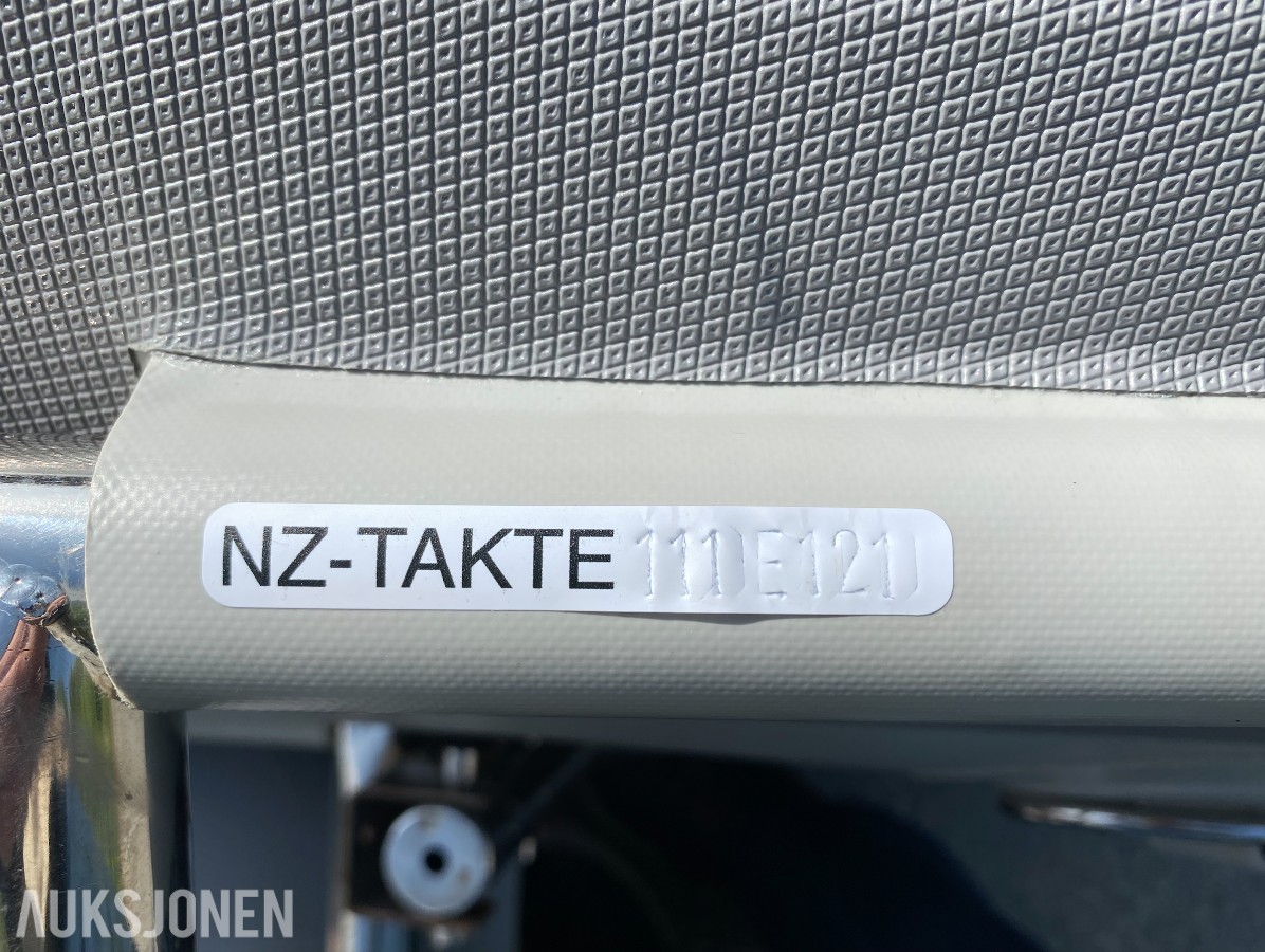 Takacat 420LX Ekspedisjons katamaran