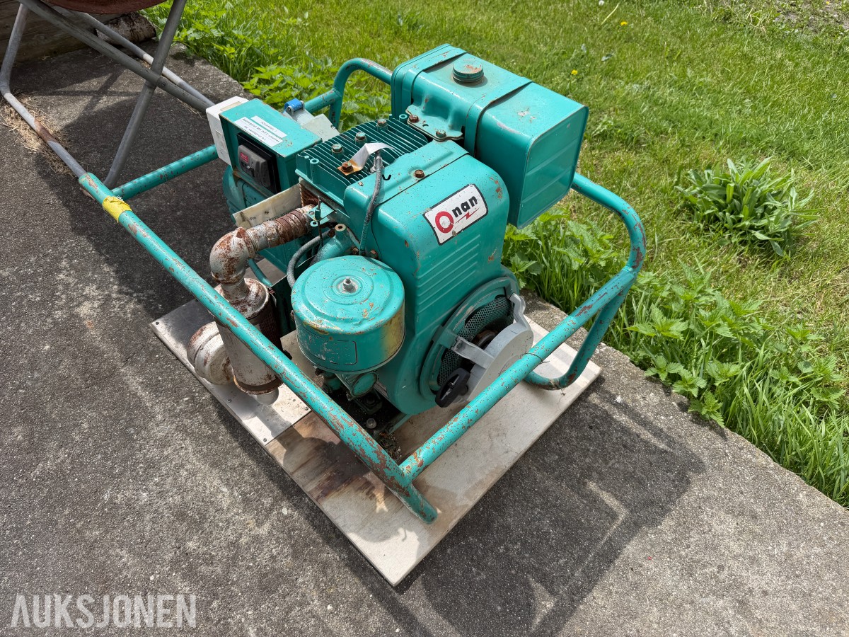 ONAN Forsvarsmateriell Aggregat 1/3-fas 4,5kw