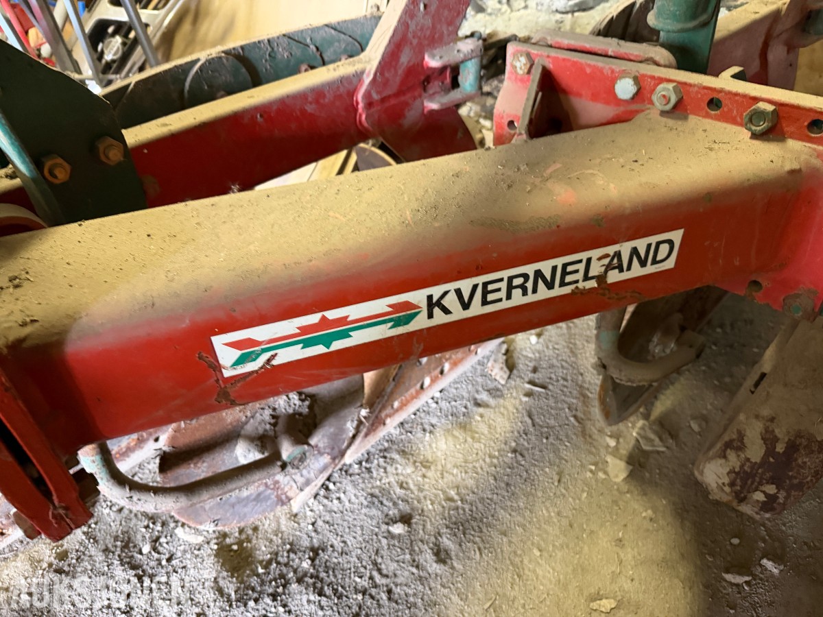 Kverneland 3 skjærs vendeplog