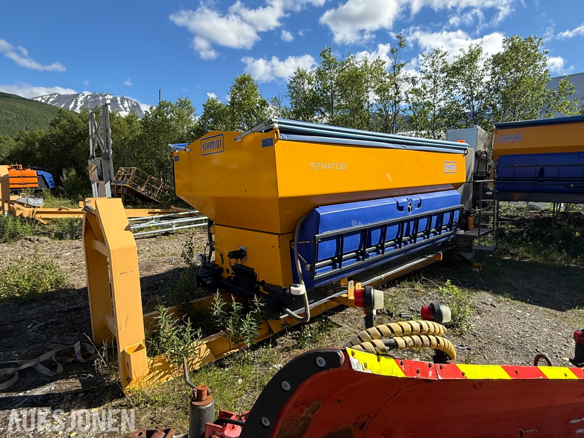 2018 Schmidt Stratos B90-42 VCLN-490 Lava spreder på krokramme