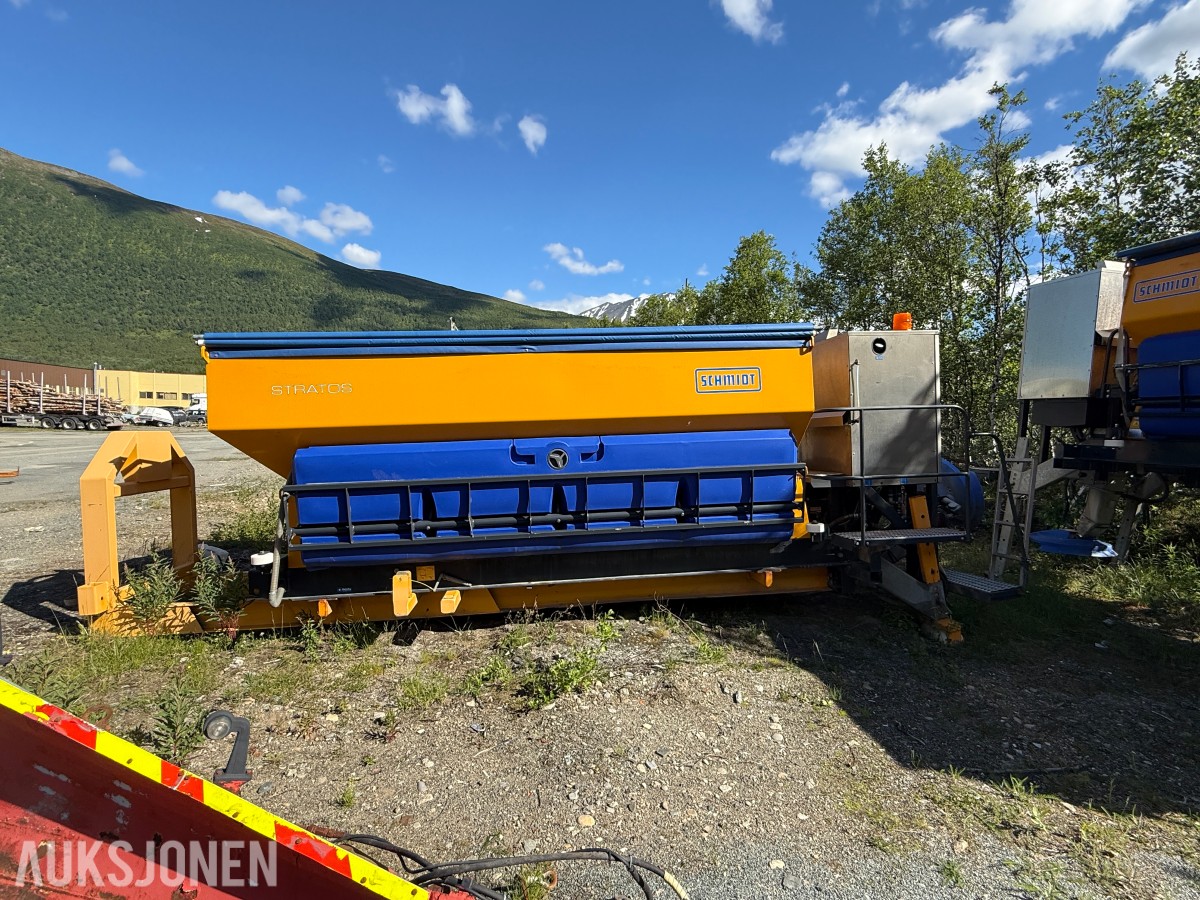 2018 Schmidt Stratos B90-42 VCLN-490 Lava spreder på krokramme