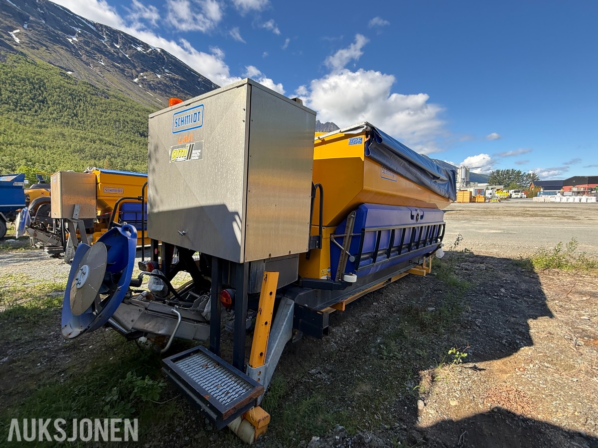 2018 Schmidt Stratos B90-42 VCLN-490 Lava spreder på krokramme