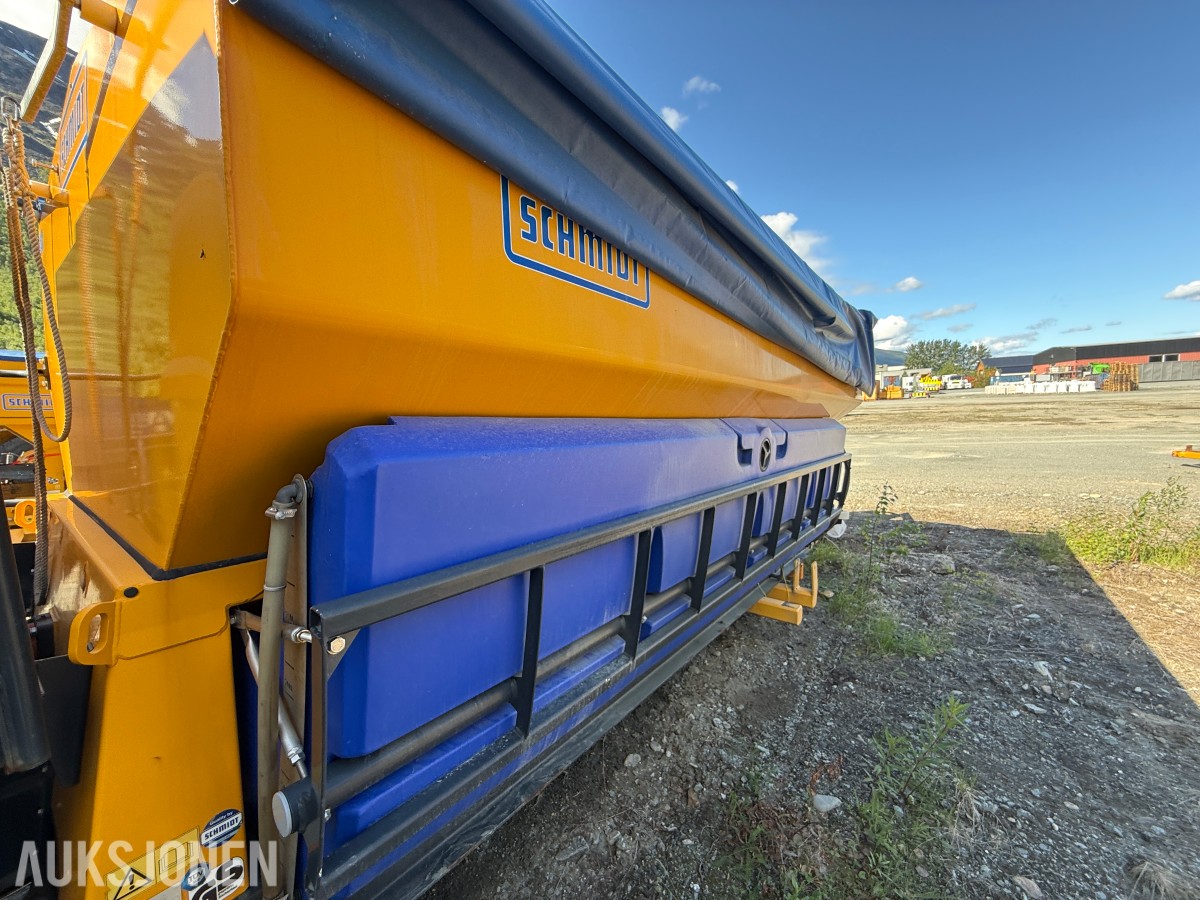 2018 Schmidt Stratos B90-42 VCLN-490 Lava spreder på krokramme