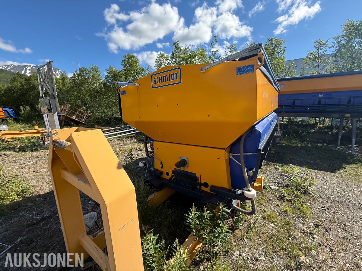 2018 Schmidt Stratos B90-42 VCLN-490 Lava spreder på krokramme