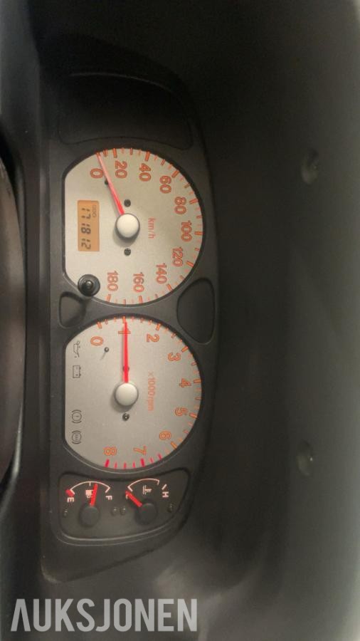 2004 Suzuki Jimny 1.3 82hk 4X4 Reparasjonsobjekt Takstativ