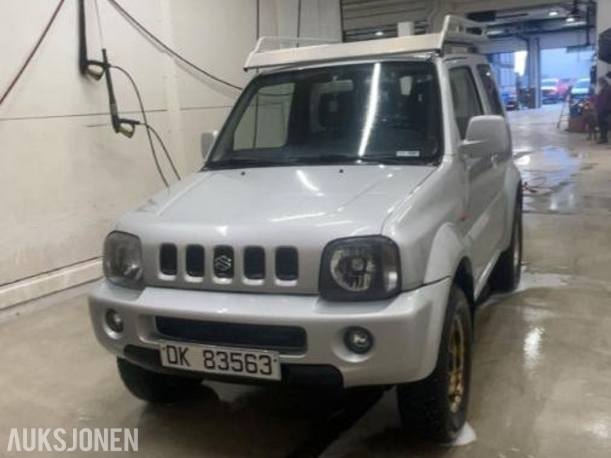2004 Suzuki Jimny 1.3 82hk 4X4 Reparasjonsobjekt Takstativ