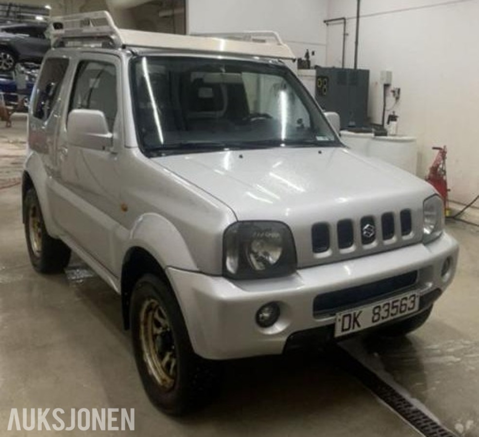 2004 Suzuki Jimny 1.3 82hk 4X4 Reparasjonsobjekt Takstativ