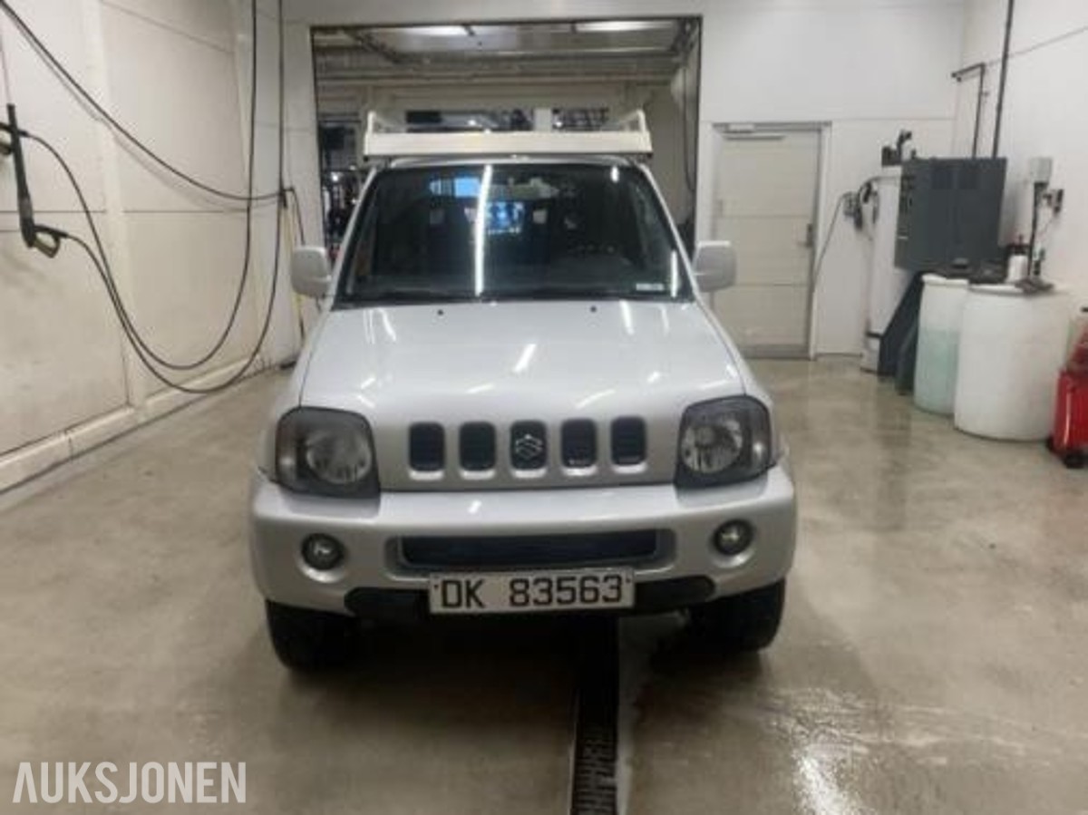2004 Suzuki Jimny 1.3 82hk 4X4 Reparasjonsobjekt Takstativ
