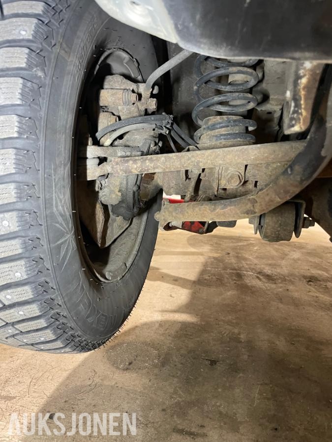 2004 Suzuki Jimny 1.3 82hk 4X4 Reparasjonsobjekt Takstativ