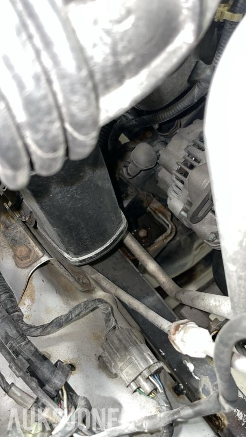 2004 Suzuki Jimny 1.3 82hk 4X4 Reparasjonsobjekt Takstativ