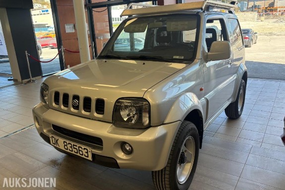 2004 Suzuki Jimny 1.3 82hk 4X4 Reparasjonsobjekt Takstativ