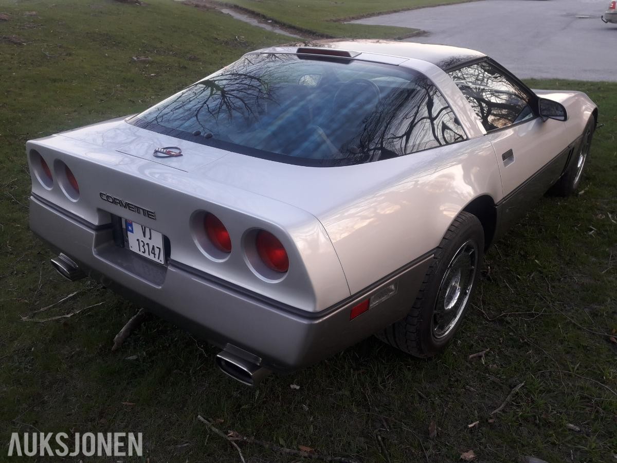 1987 Chevrolet Corvette 5.7 242HK