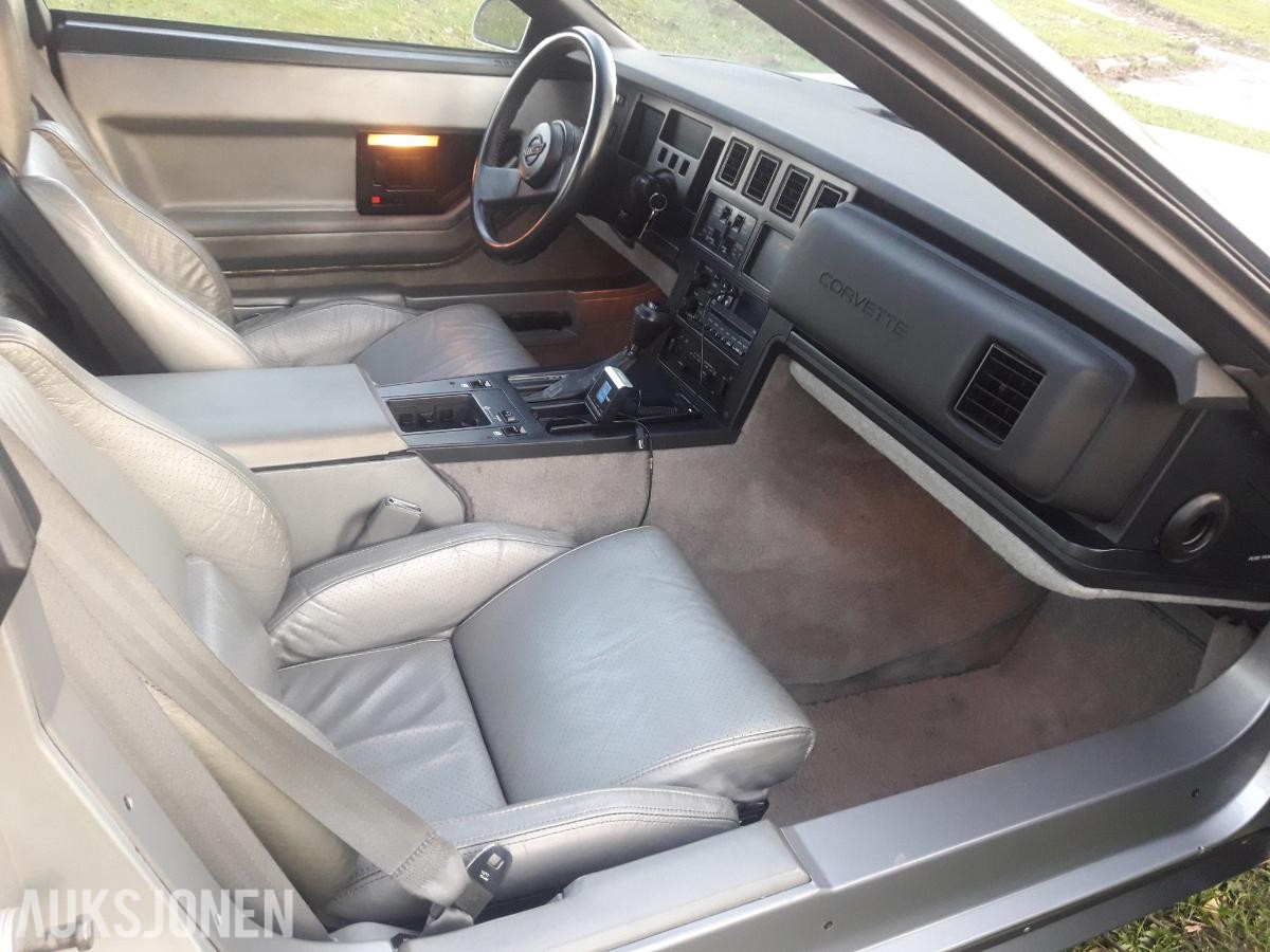 1987 Chevrolet Corvette 5.7 242HK