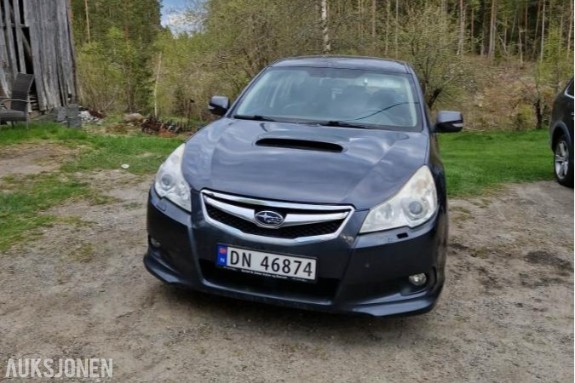 2010 Subaru Legacy 2.0 150hk   AWD cruisekontroll hengerfeste keyless navgiasjon ryggekamera soltak eu ok 02.2028