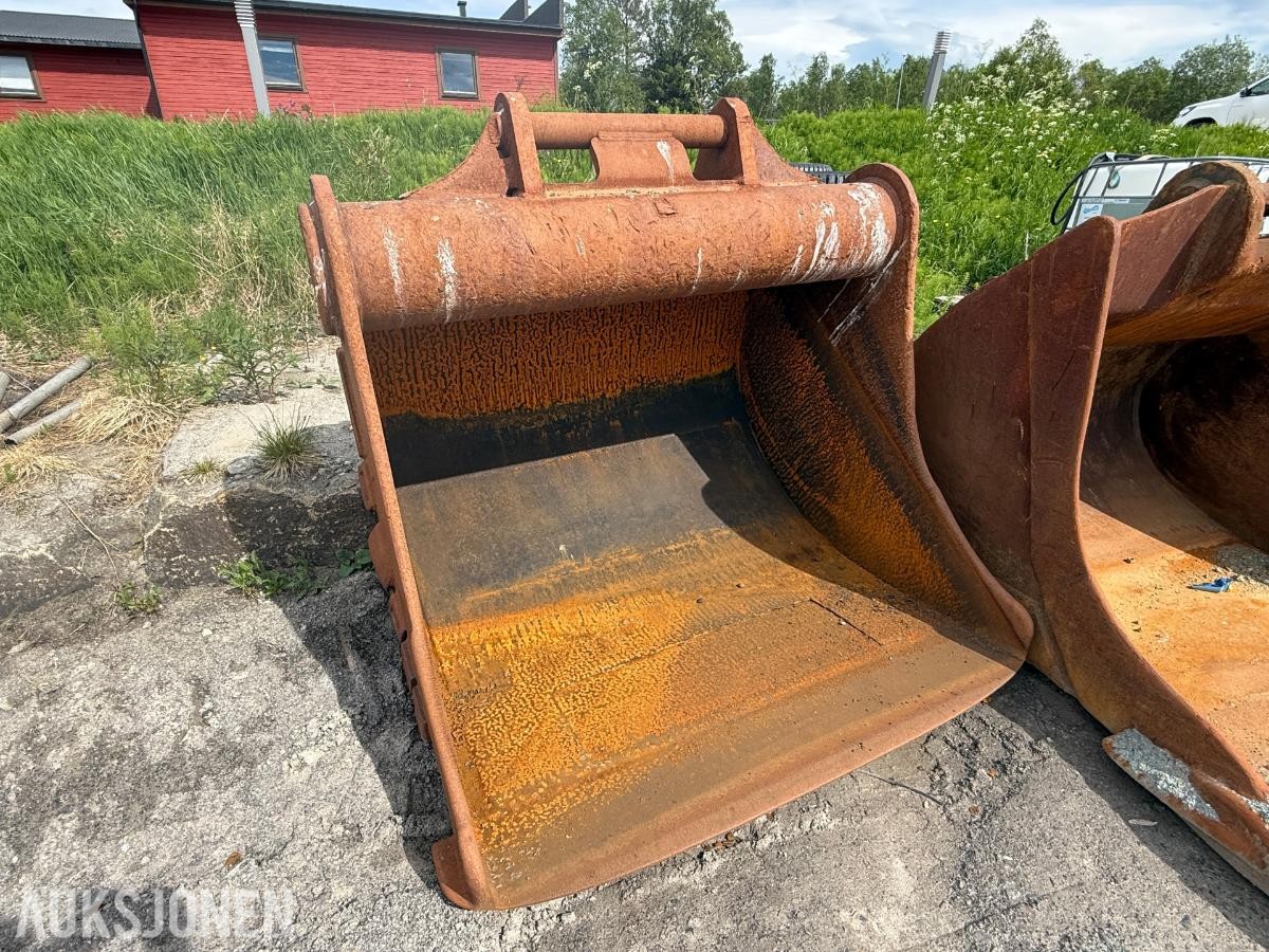 Gjerstad 3000L Graveskuffe - G90