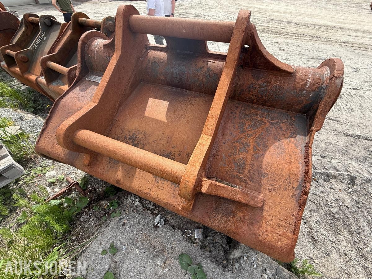 Gjerstad 3000L Graveskuffe - G90