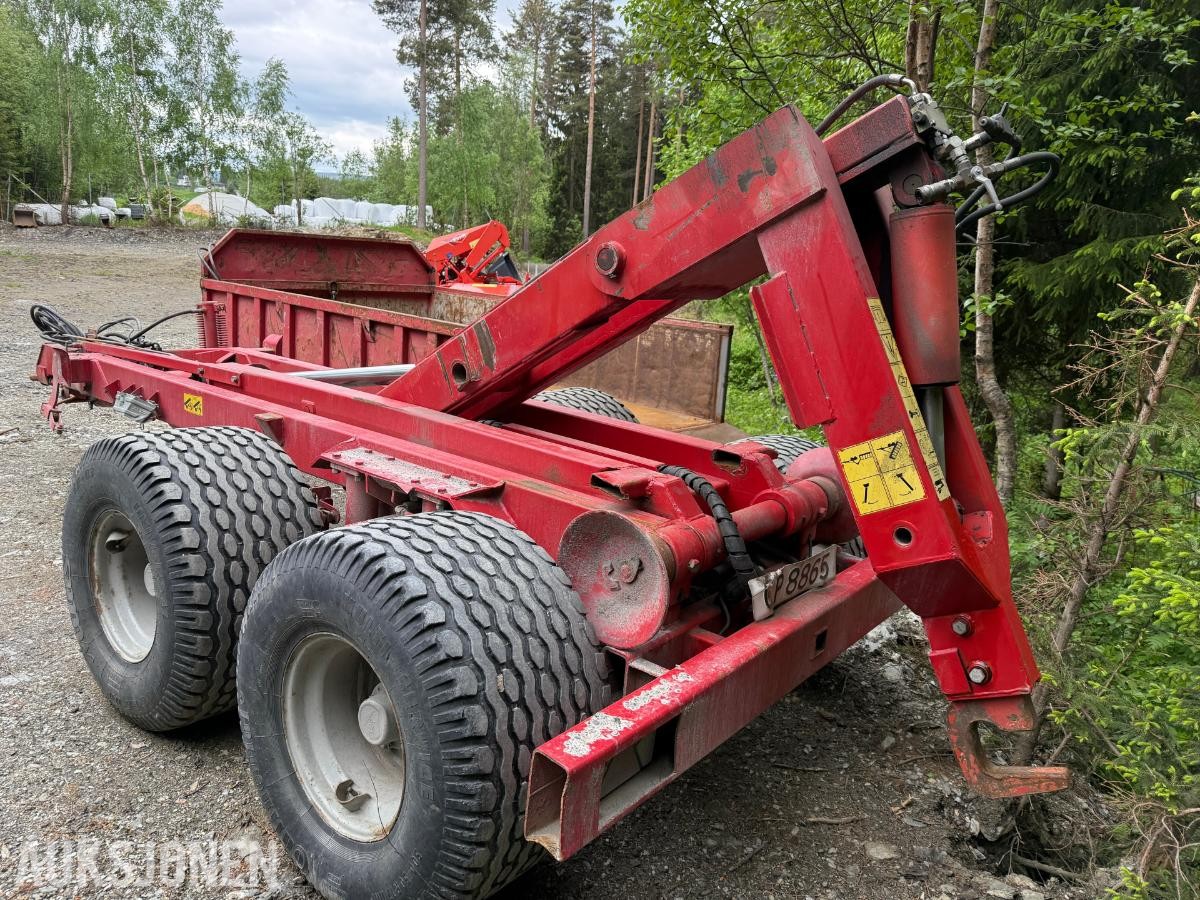 2007 Pronar T-185 Krokløfthenger m/Grus og maskinflak