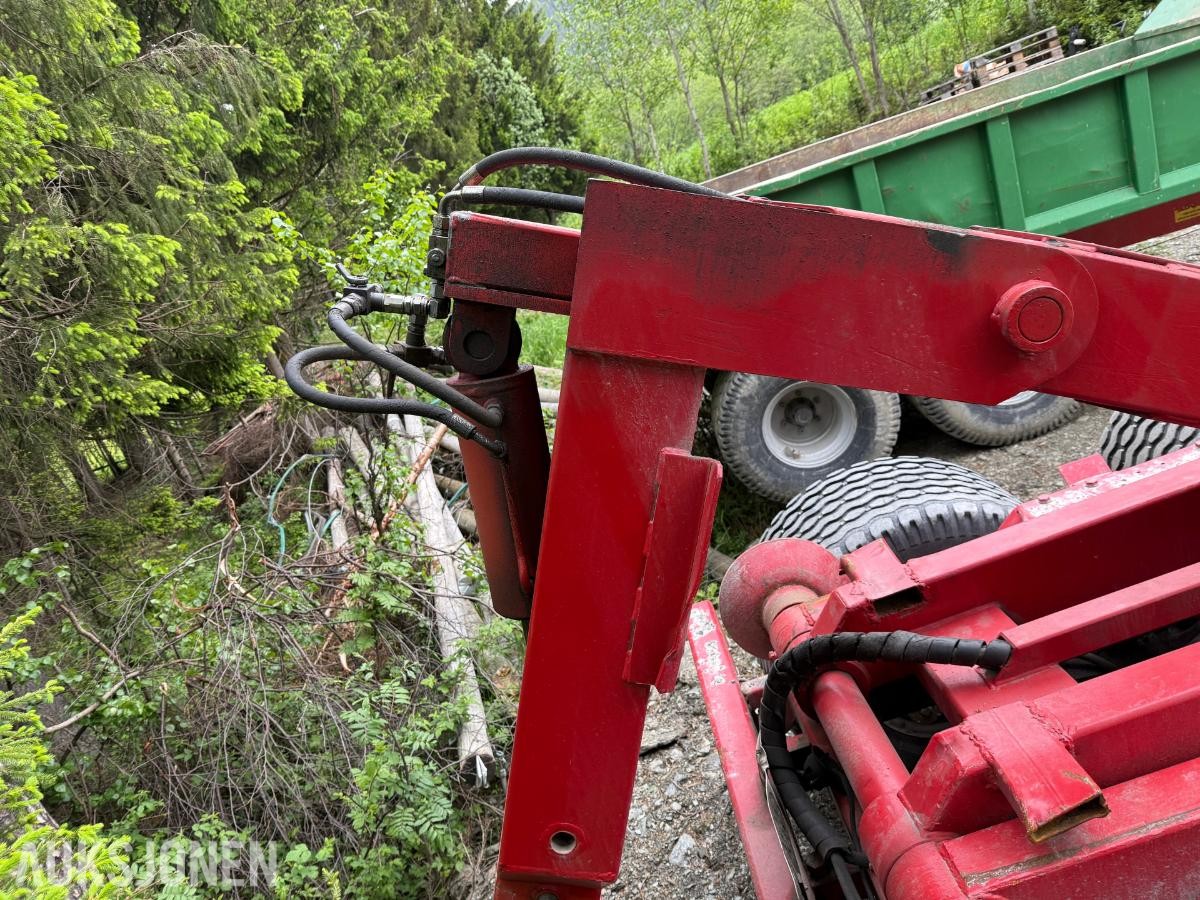 2007 Pronar T-185 Krokløfthenger m/Grus og maskinflak