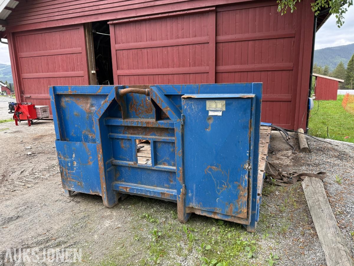2007 Pronar T-185 Krokløfthenger m/Grus og maskinflak