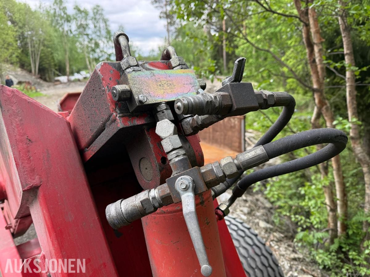 2007 Pronar T-185 Krokløfthenger m/Grus og maskinflak