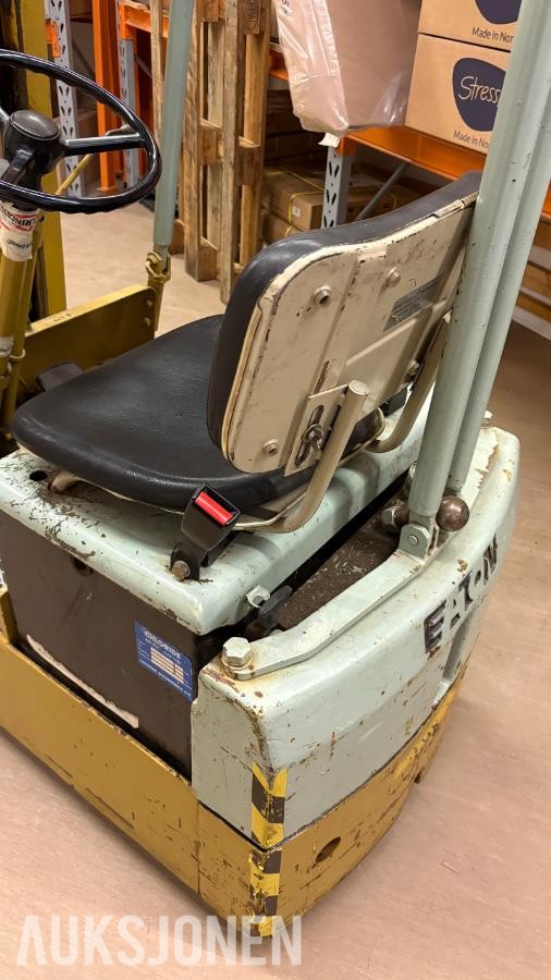 Eaton motvekt truck Yale VE 1624