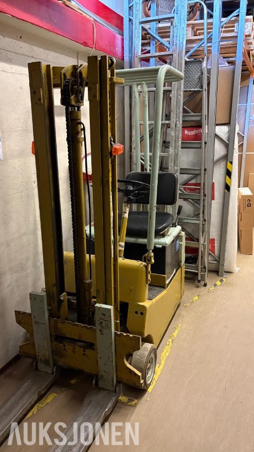 Eaton motvekt truck Yale VE 1624