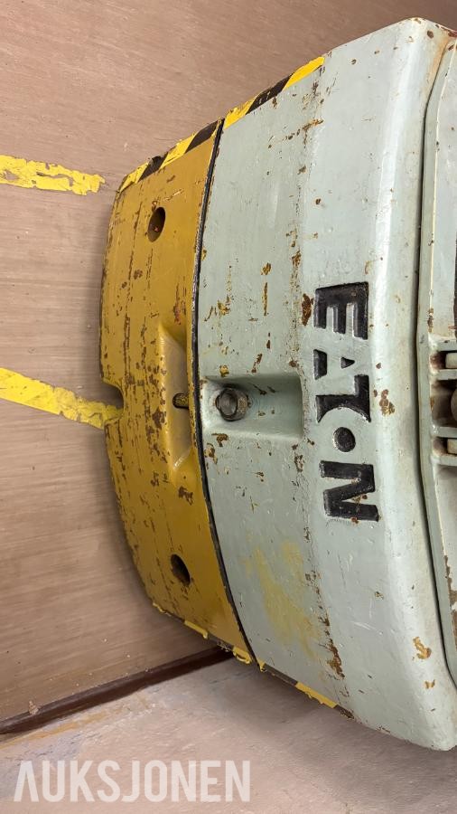 Eaton motvekt truck Yale VE 1624