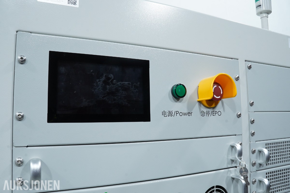 2023 Neware CE-6003n-200V300A-H Batteritestsystem AC 380V 3FAS