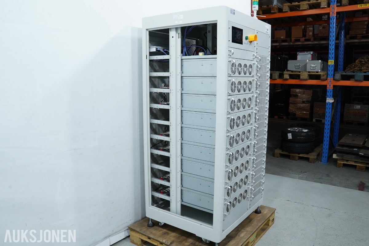 2023 Neware CE-6003n-200V300A-H Batteritestsystem AC 380V 3FAS