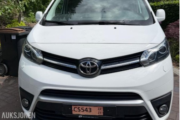 2019 Toyota ProAce 2,0D 122hk L2 cruisekontroll hengerfeste ryggekamera skinninteriør s+v dekk                 102000km