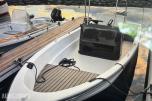 2002 Logic marine V17