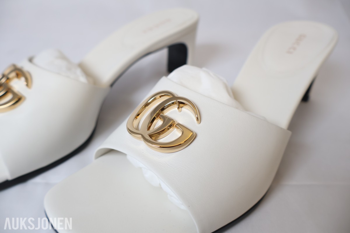 TOLLAUKSJON - Gucci Women's Slide Sandal with Double G