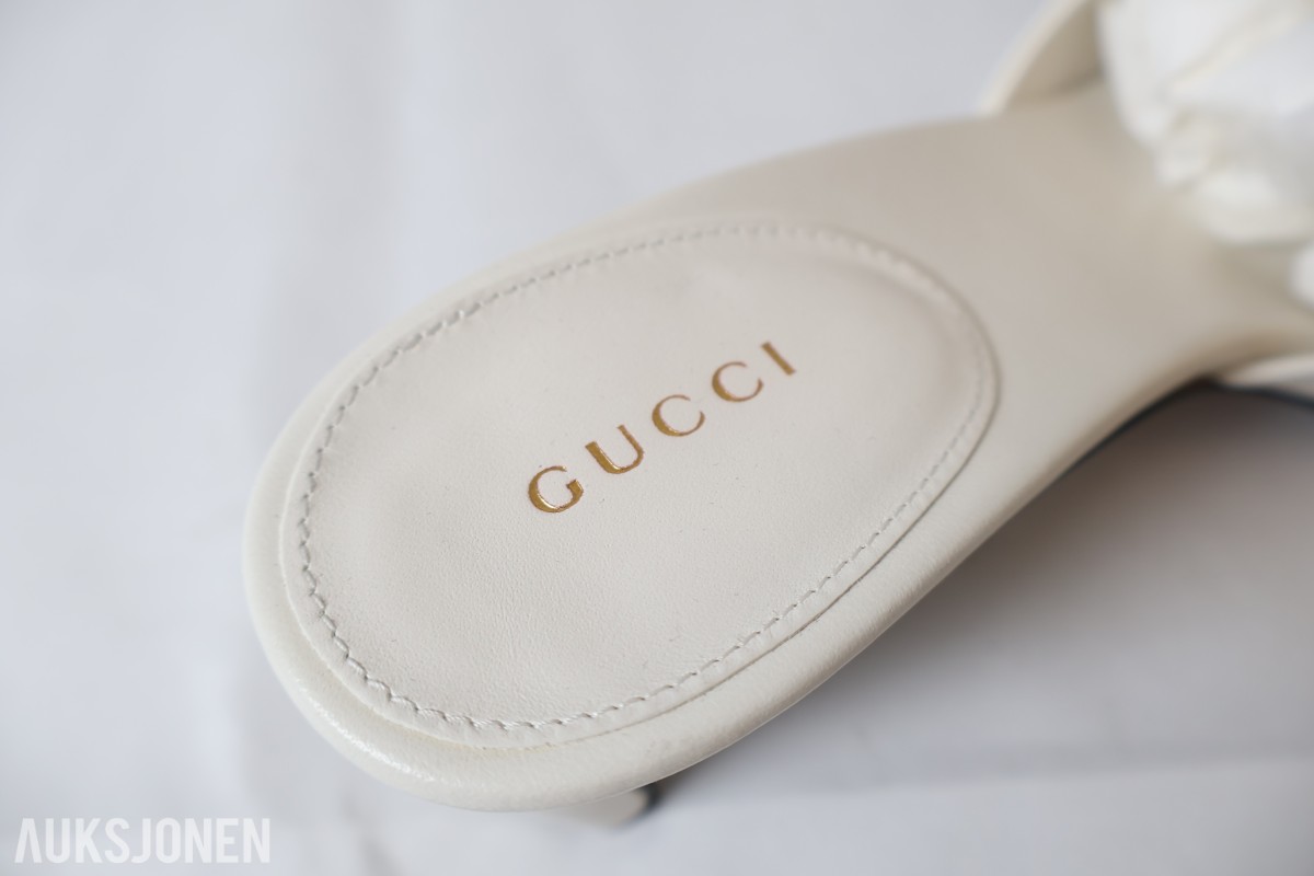 TOLLAUKSJON - Gucci Women's Slide Sandal with Double G