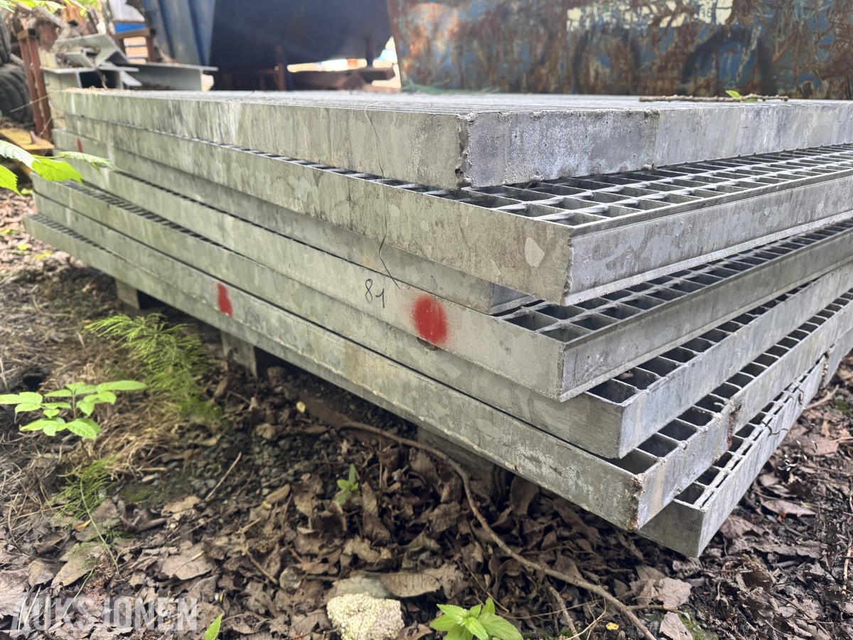 Parti rister og bjelker - Industrigitter/rister ca 30 Stk