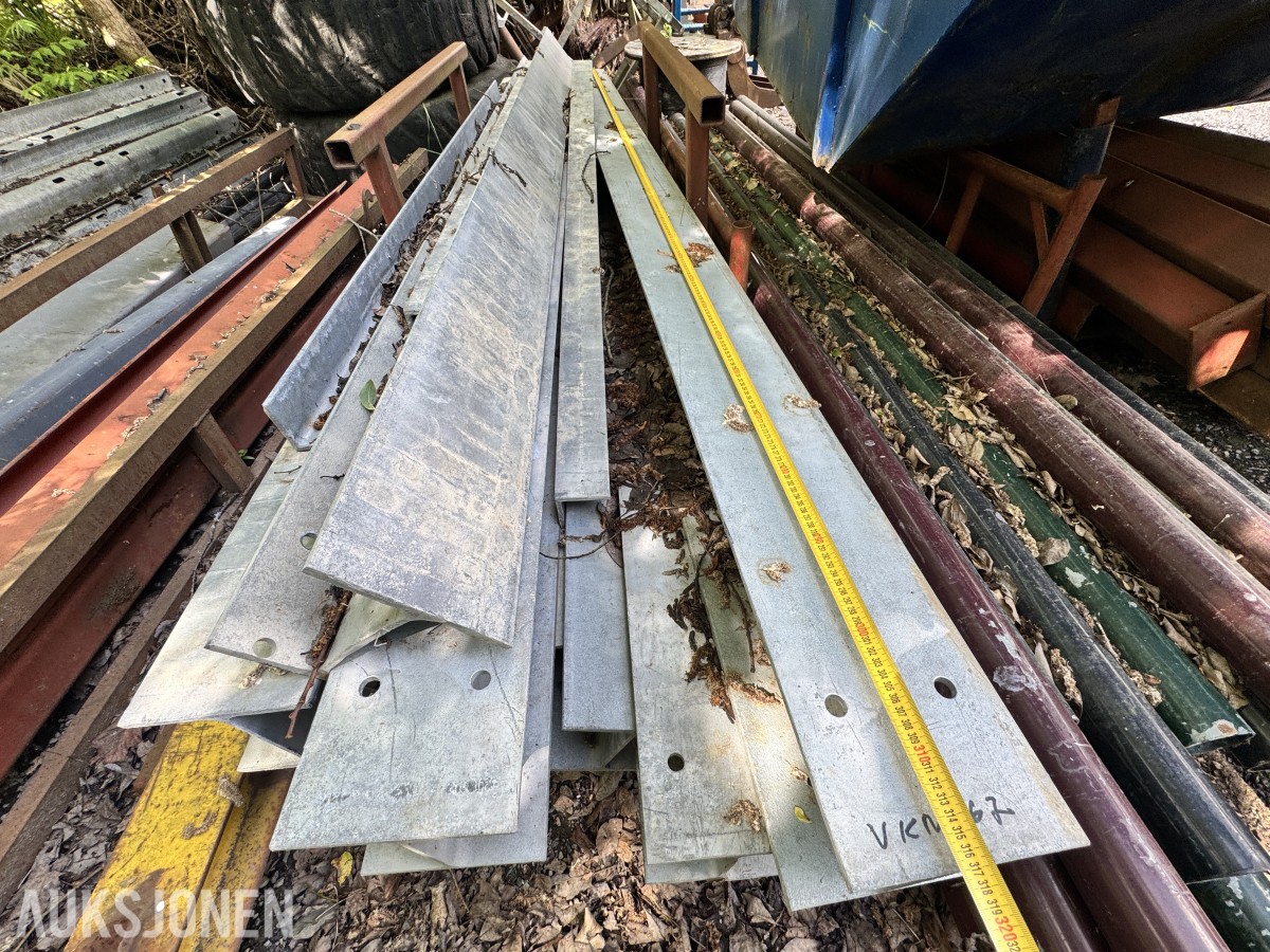 Parti rister og bjelker - Industrigitter/rister ca 30 Stk
