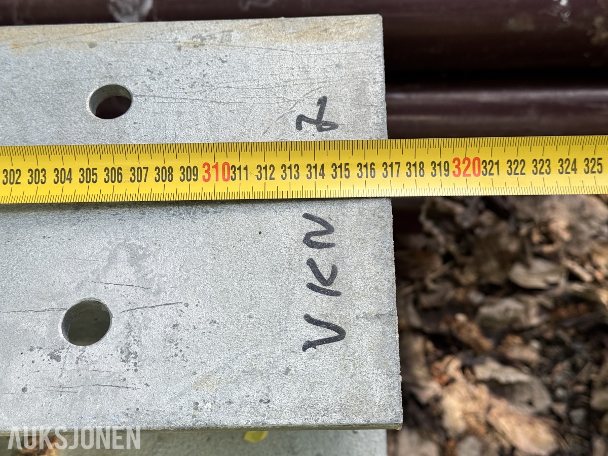 Parti rister og bjelker - Industrigitter/rister ca 30 Stk