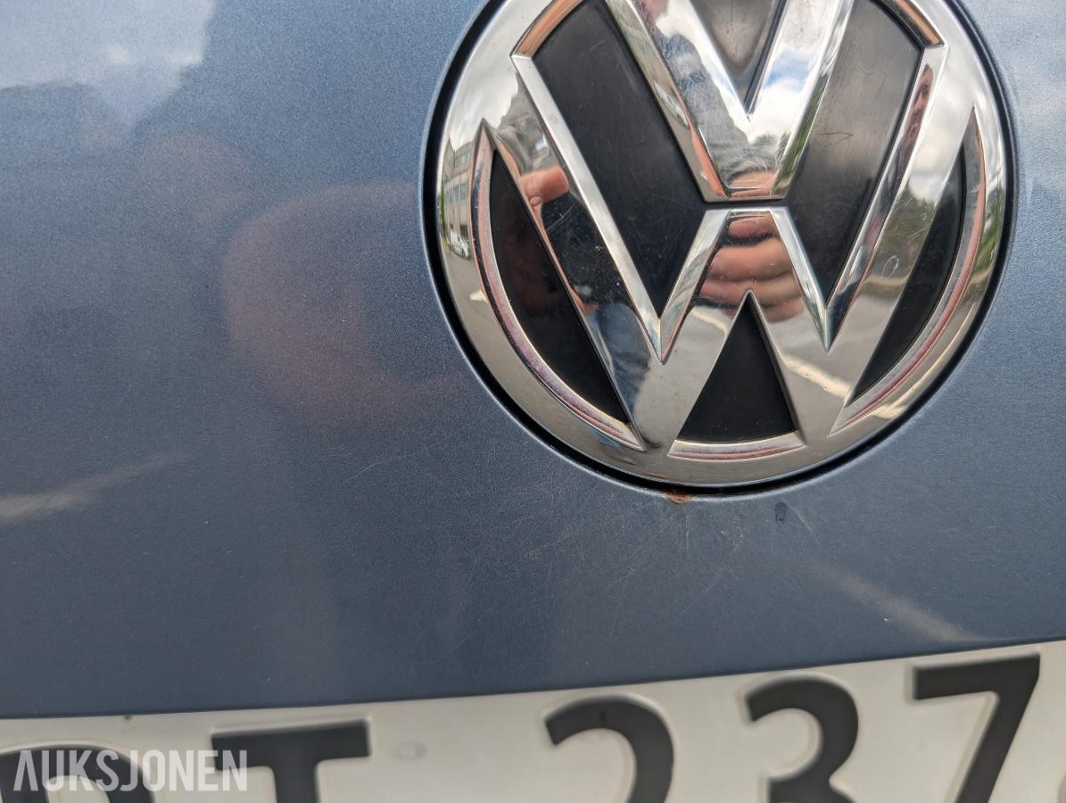 2015 Volkswagen Passat, 1,6 TDI 120hk automat hengerfeste reparasjonsobjekt