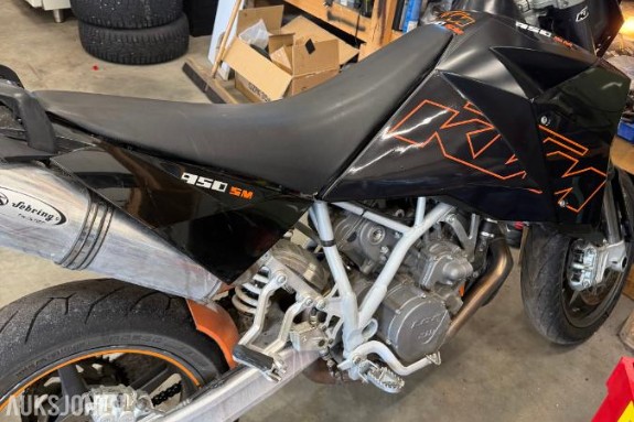 2006 KTM 950 Supermoto 942 cc V twin Sebring Twister eksos Kort skiltholder