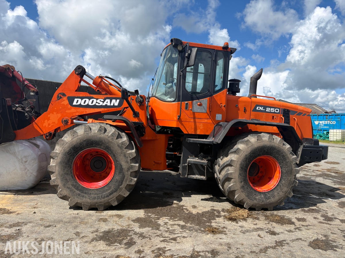 2008 Doosan dl 250 hjullaster
