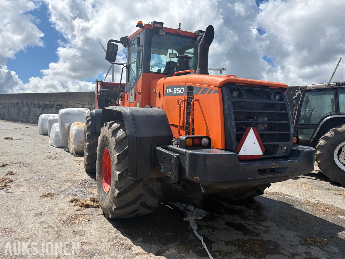 2008 Doosan dl 250 hjullaster