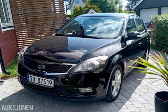 2010 Kia CEED 1.6 90hk DAB/Android Auto-Apple CarPlay  Navi hengerfeste s+v dekk