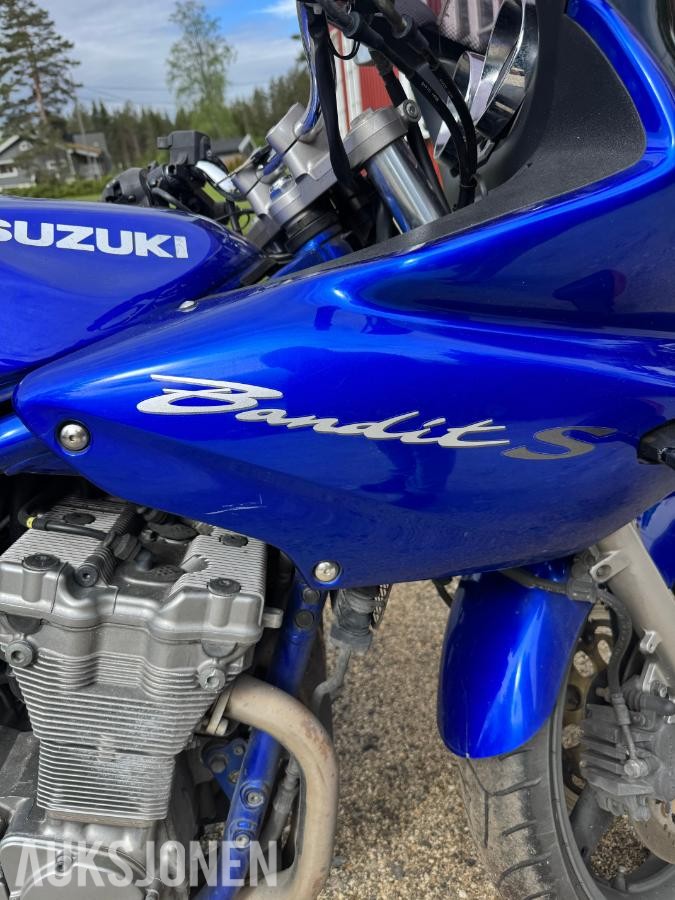 2002 Suzuki GSF 600 S Bandit Reparasjonsobjekt