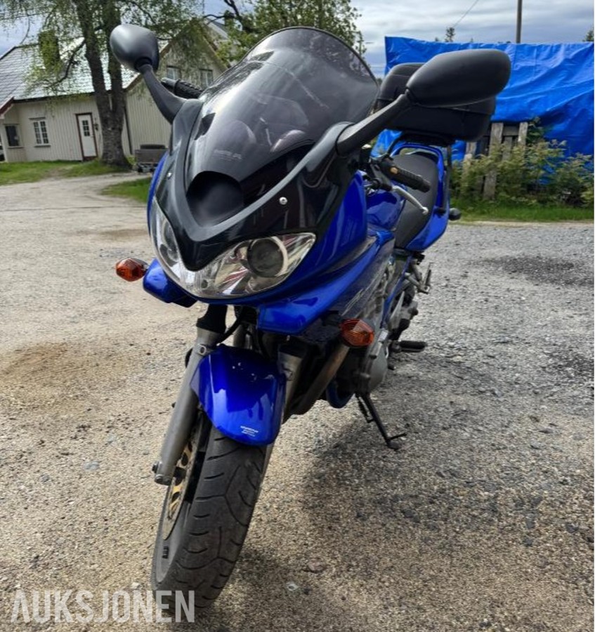 2002 Suzuki GSF 600 S Bandit Reparasjonsobjekt