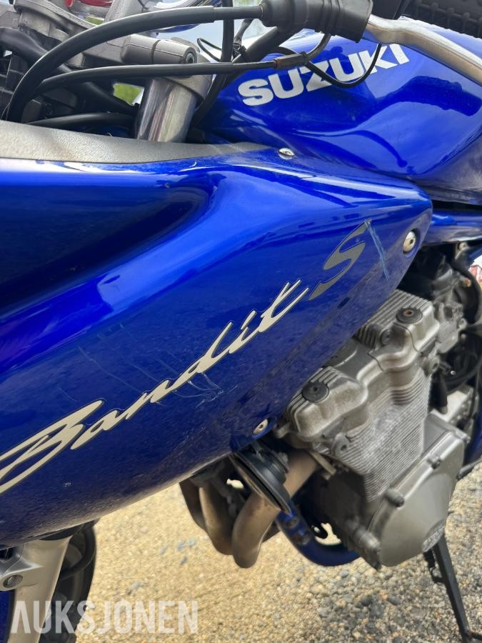 2002 Suzuki GSF 600 S Bandit Reparasjonsobjekt
