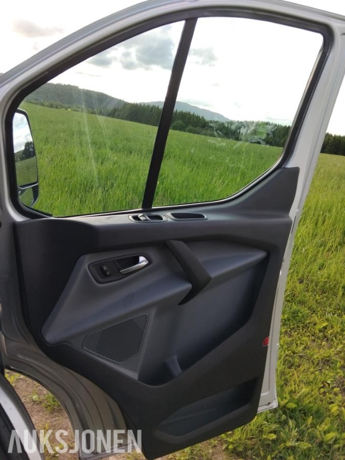 2017 Ford Transit Custom 2.0 Diesel 131hk, cruisekontroll, ryggekamera, hengerfeste