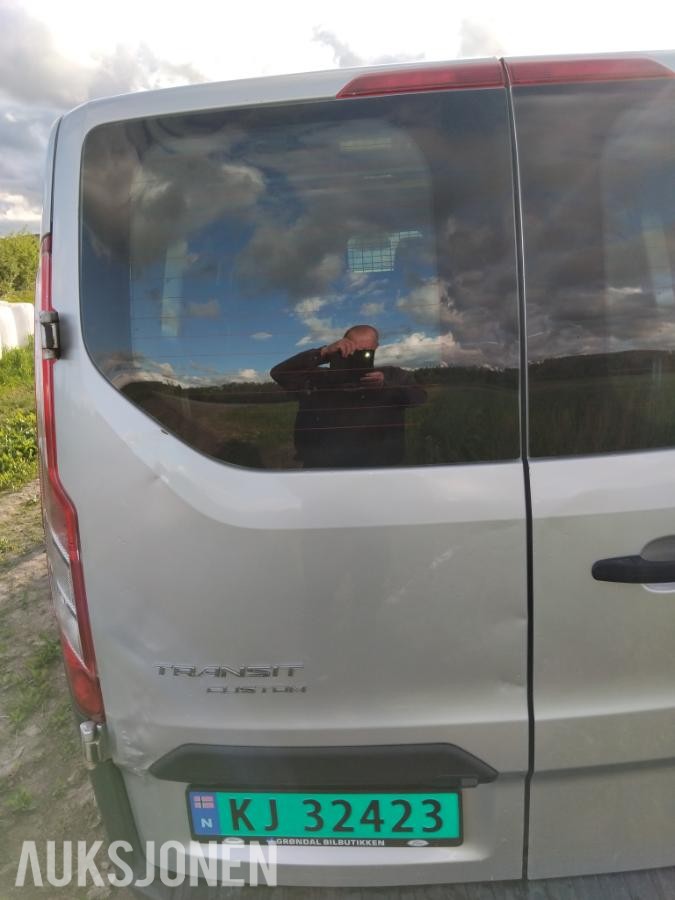 2017 Ford Transit Custom 2.0 Diesel 131hk, cruisekontroll, ryggekamera, hengerfeste