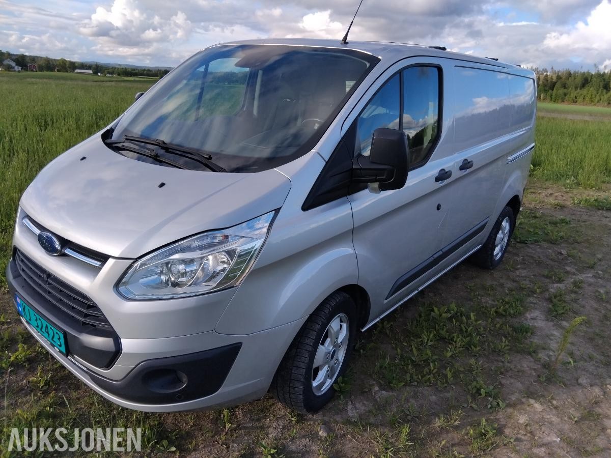 2017 Ford Transit Custom 2.0 Diesel 131hk, cruisekontroll, ryggekamera, hengerfeste