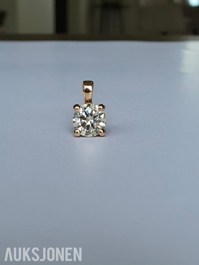 0.50CT DIAMANTANHENG I 14K GULL. NATURLIG DIAMANT! TAKSTBREV OG SERTIFIKAT!