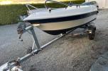 2008 Crescent SeaCraft 381 med motor og hengar