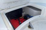 2008 Crescent SeaCraft 381 med motor og hengar